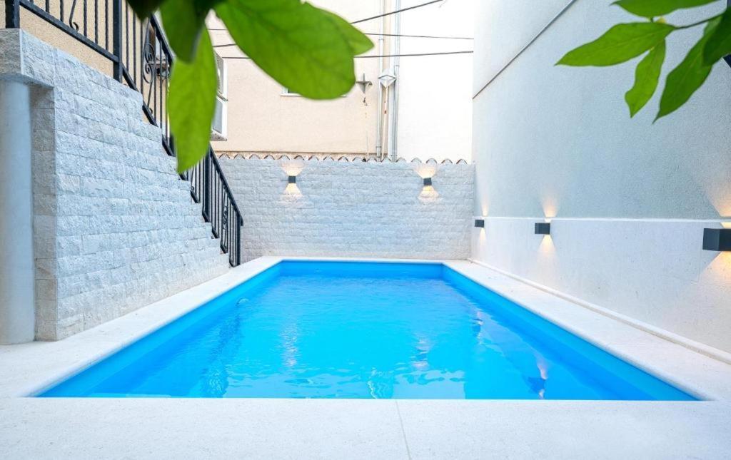 Heritage Residence In Center With Pool- Apartments Водице Екстер'єр фото